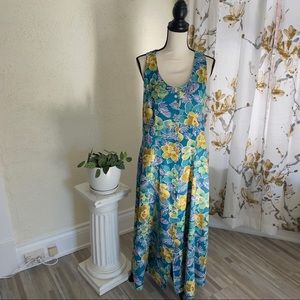 Vintage dress 90s. Vibrant Betsy Lauren Dress Bold Floral Design. Size 16